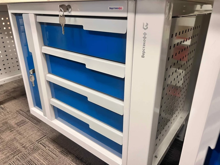 Стол-верстак Craft 1402.S7L5.4-1 купить в Калуге Стол-верстак Craft 1402.S7L5.4-1 купить в Калуге