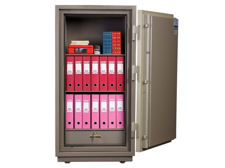 Огнестойкий сейф Valberg FRS-140.T-CL купить в Калуге Огнестойкий сейф Valberg FRS-140.T-CL купить в Калуге