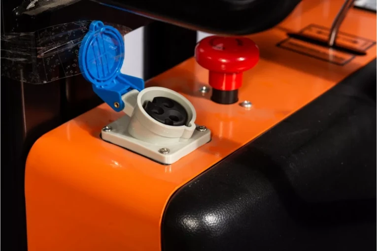 Штабелер с электроподъемом 1 т - 2 м Вилы: 1100 , Гелевая АКБ, SPN1020 SIBLINE купить в Калуге