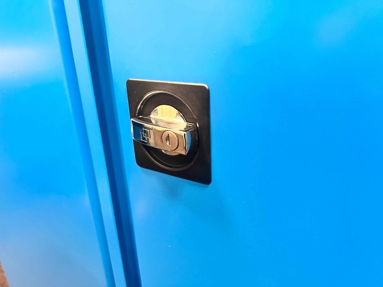 Шкаф инструментальный TNC 100.S2 купить в Калуге Шкаф инструментальный TNC 100.S2 купить в Калуге