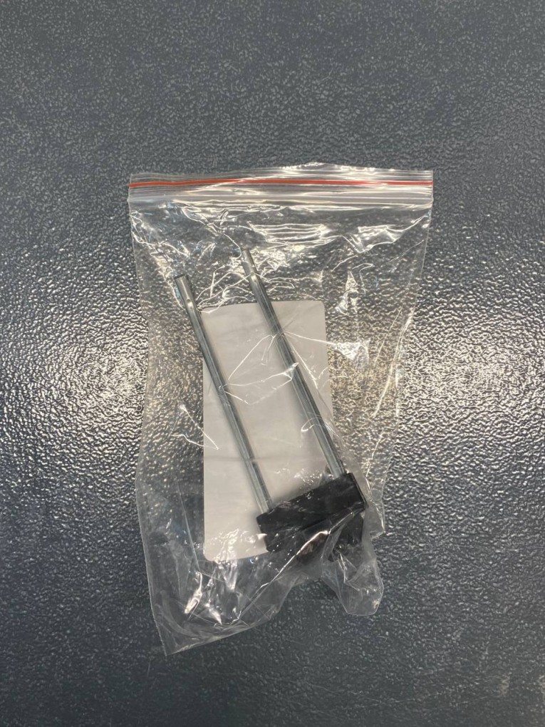 Крючок двойной 100 мм купить в Калуге