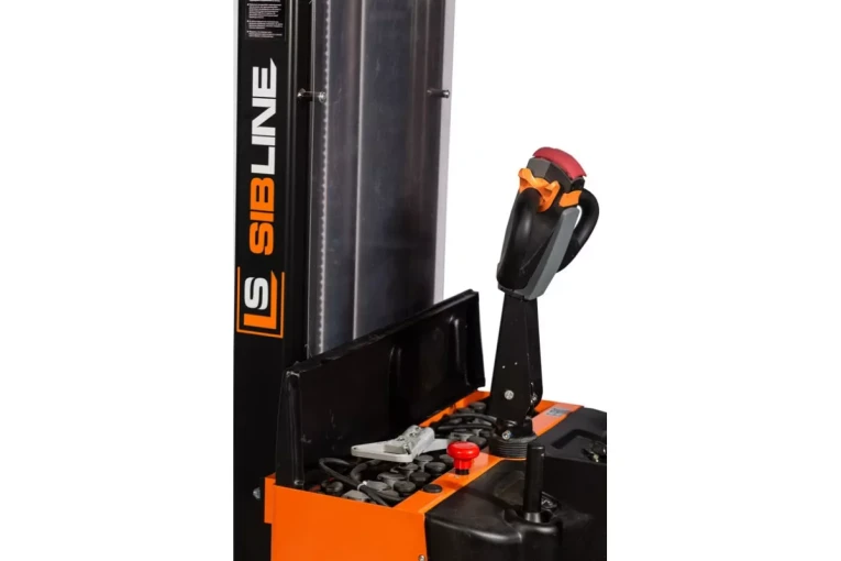 Штабелер электрический самоходный с платформой 2 т - 4,5 м Вилы: 1150 , АКБ Свинцово - кислотная, CL2045W SIBLINE купить в Калуге